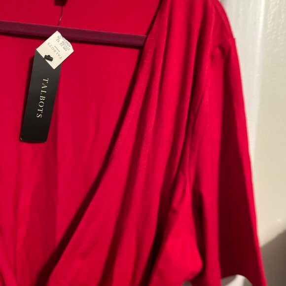 NWT TALBOTS WOMAN RED V-NECK SHORT SLEEVE BLOUSE SZ 1X - Picture 3 of 6